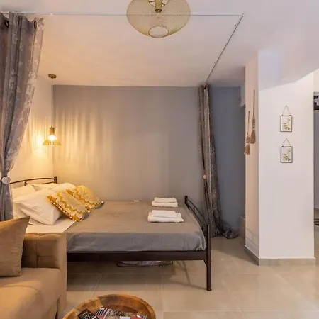 Urban Sun Apartment
